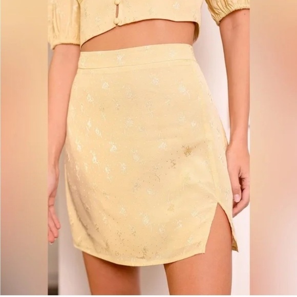 Lulus Looking Luminous Light Yellow Jacquard Mini Skirt - Picture 1 of 6